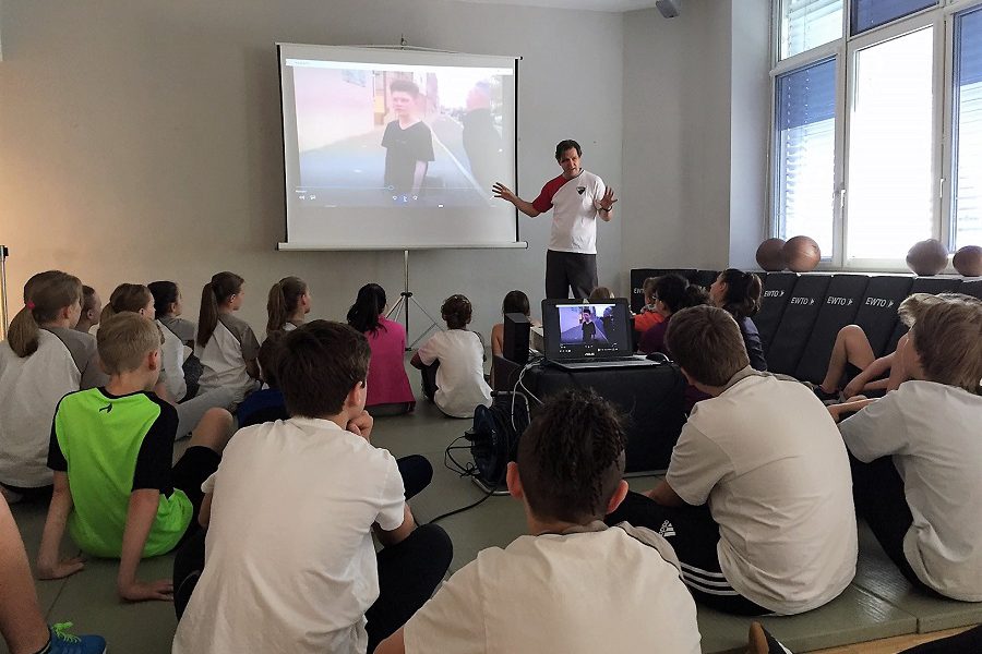 Teen-WingTsun – Anti-Überfall-Training 2019